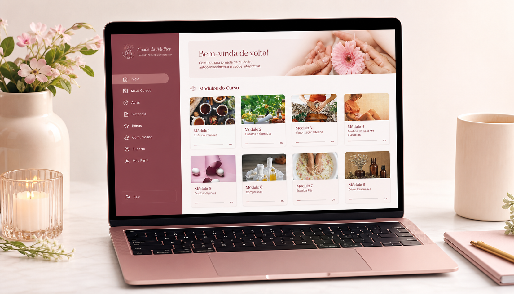 Plataforma de aulas online do curso Soluções Naturais na Ginecologia mostrando os módulos organizados em cards